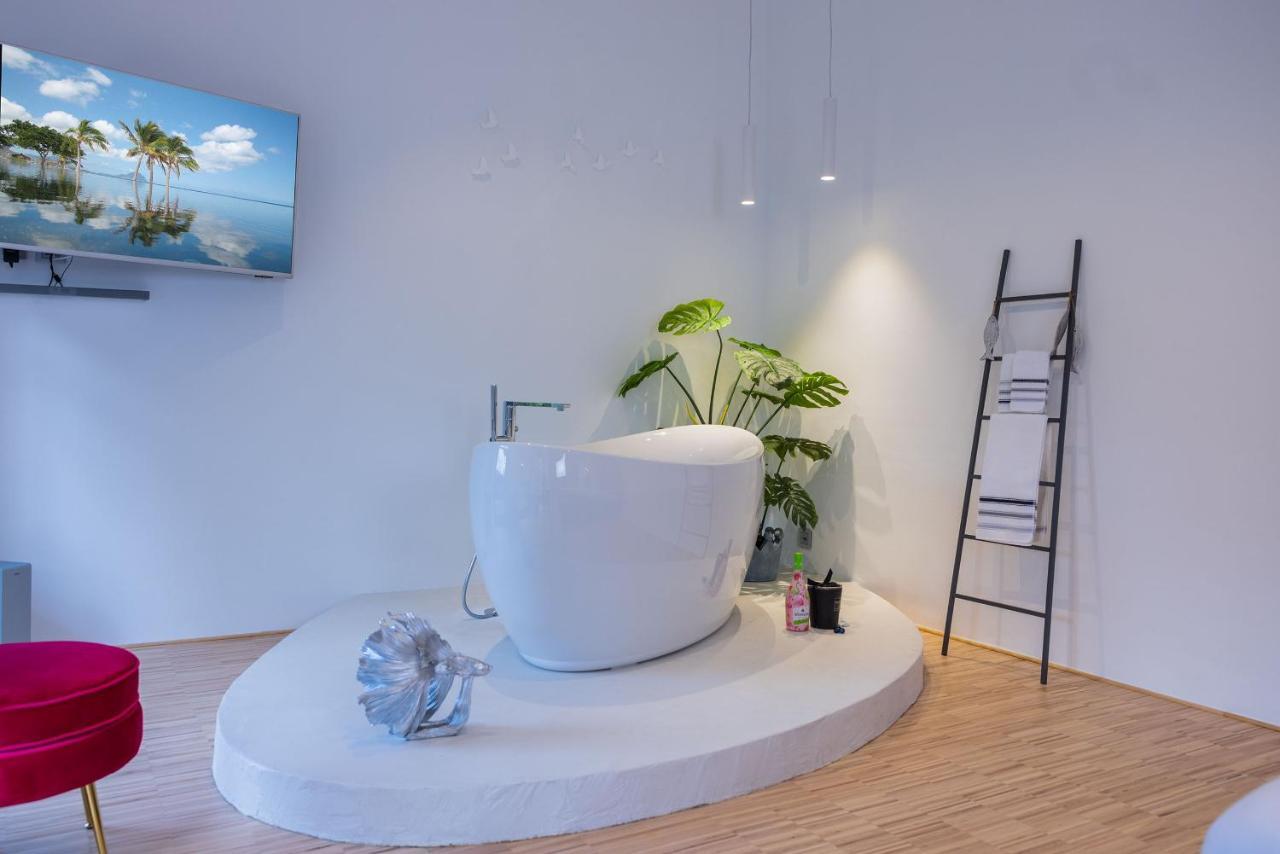 Luxus Wellness Loft - 245Qm - Designwohnen Im Zentrum Gutersloh Ngoại thất bức ảnh